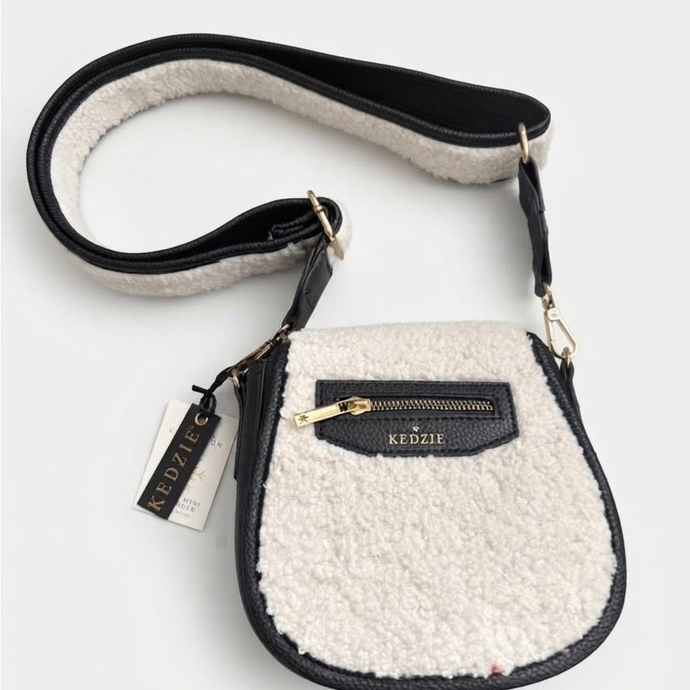 NWT Kedzie Camden Fireside Crossbody Bag – Ivory Sherpa & Black